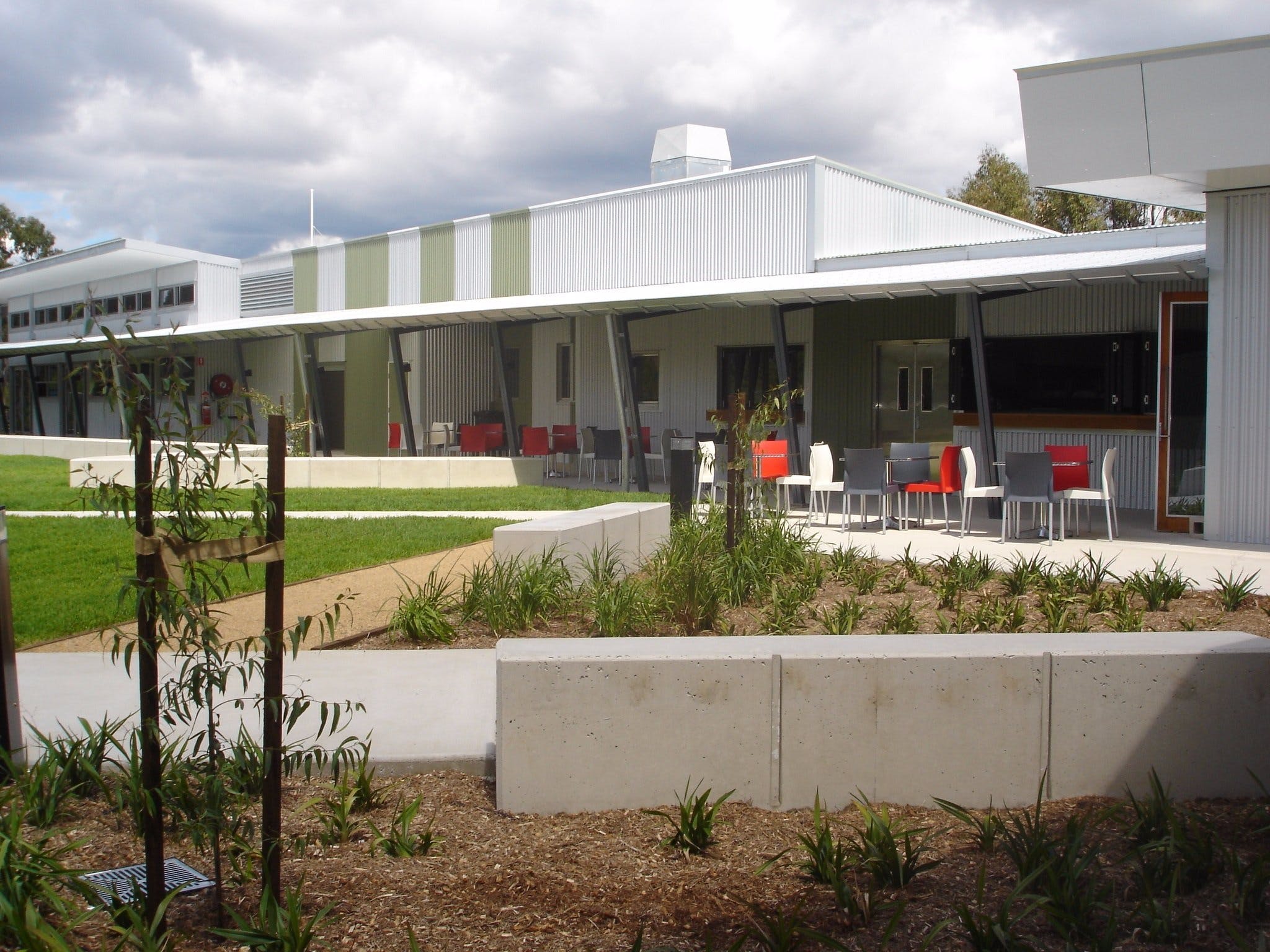 Varias Restaurant And Function Centre At The Queensland College Of Wine Tourism - thumb 1