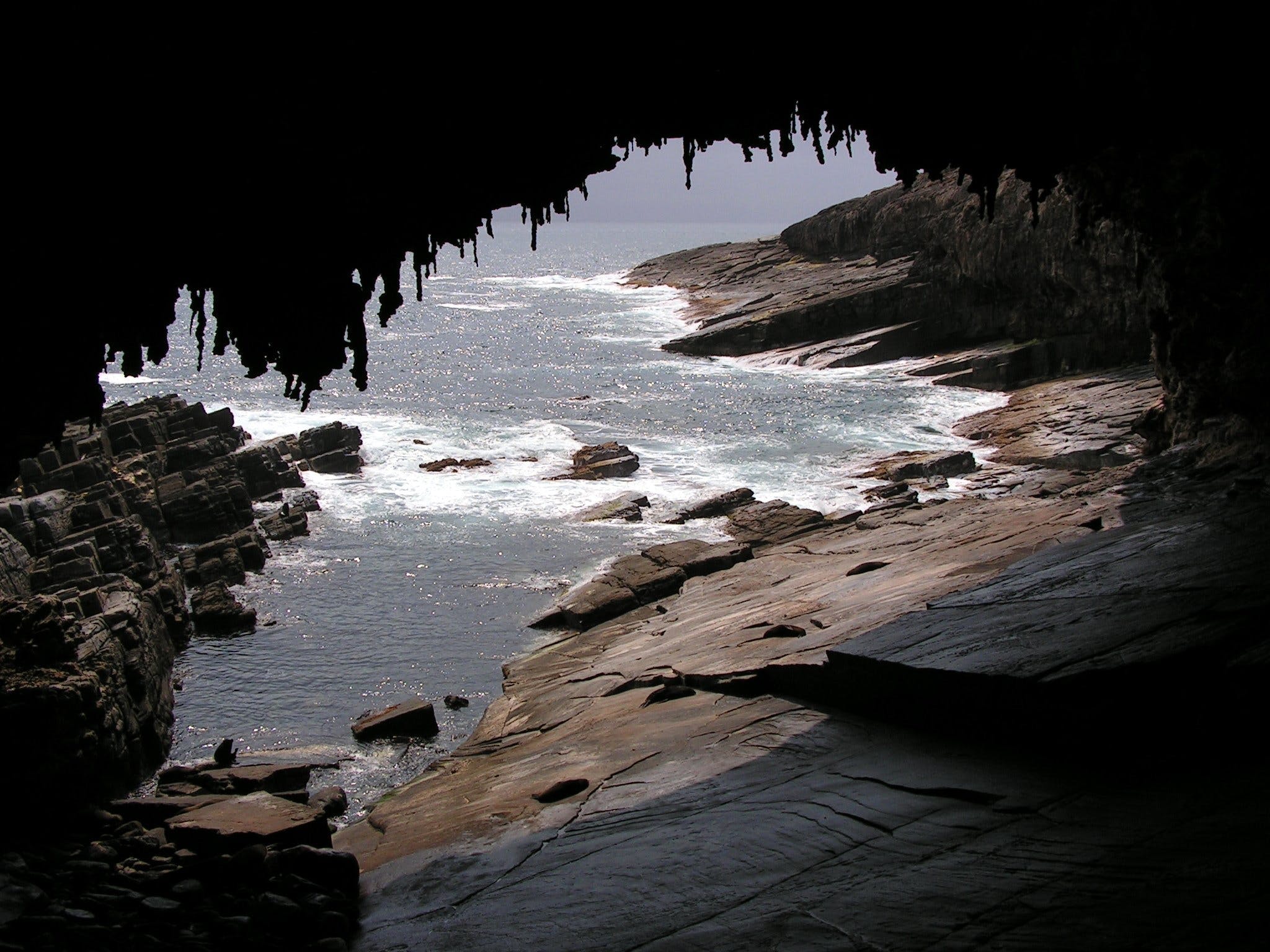 Admirals Arch - Accommodation Nelson Bay