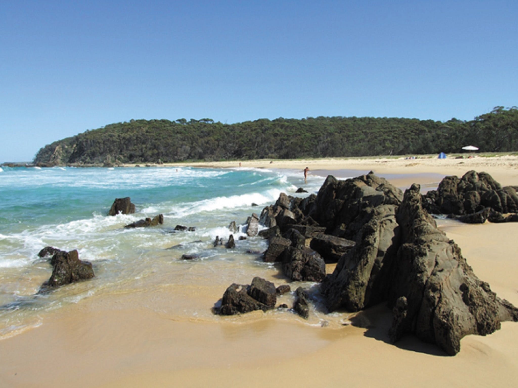 Armands Beach - New South Wales Tourism 