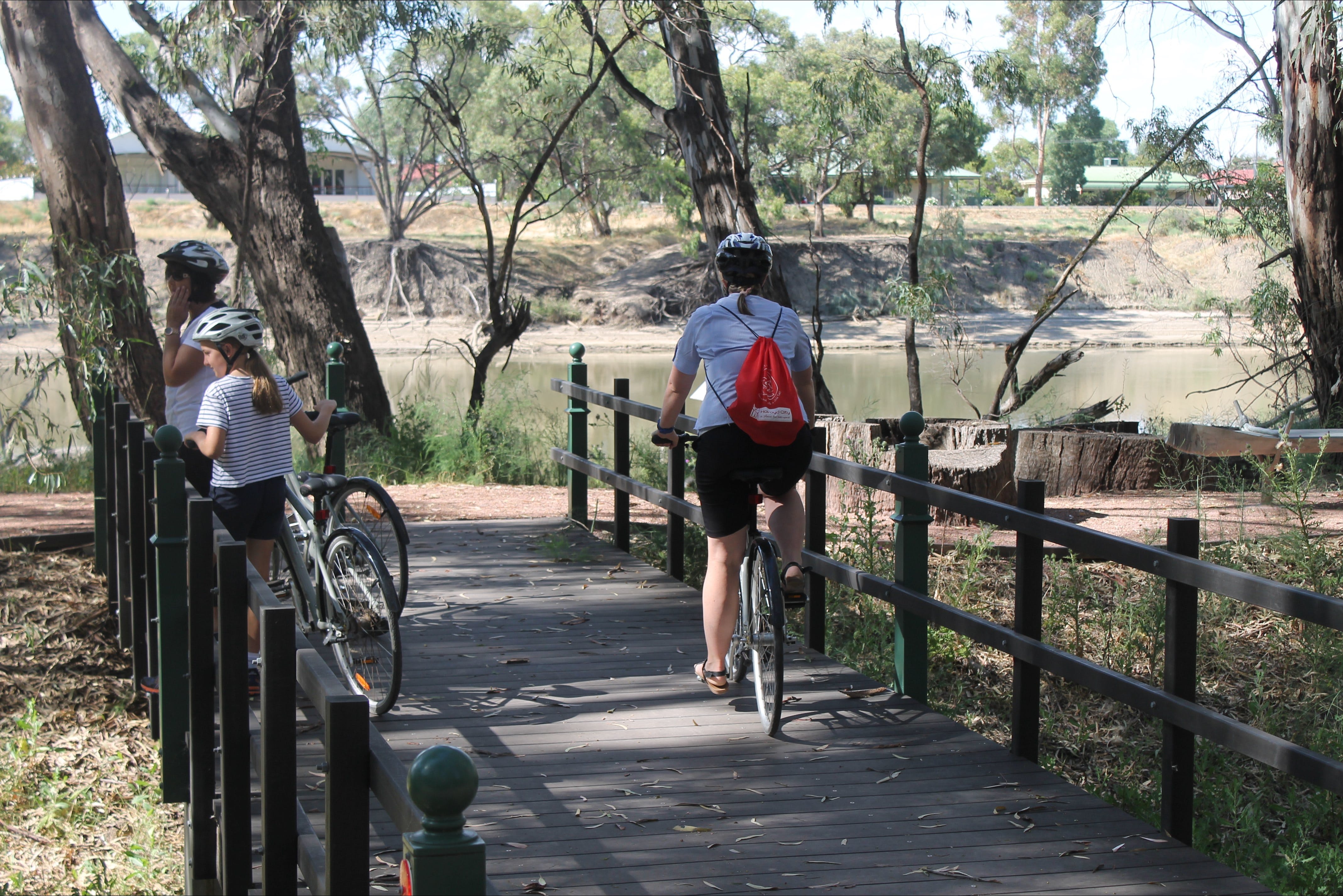 Bidgee Riverside Trail  - Hay Nature Walk - Attractions Melbourne