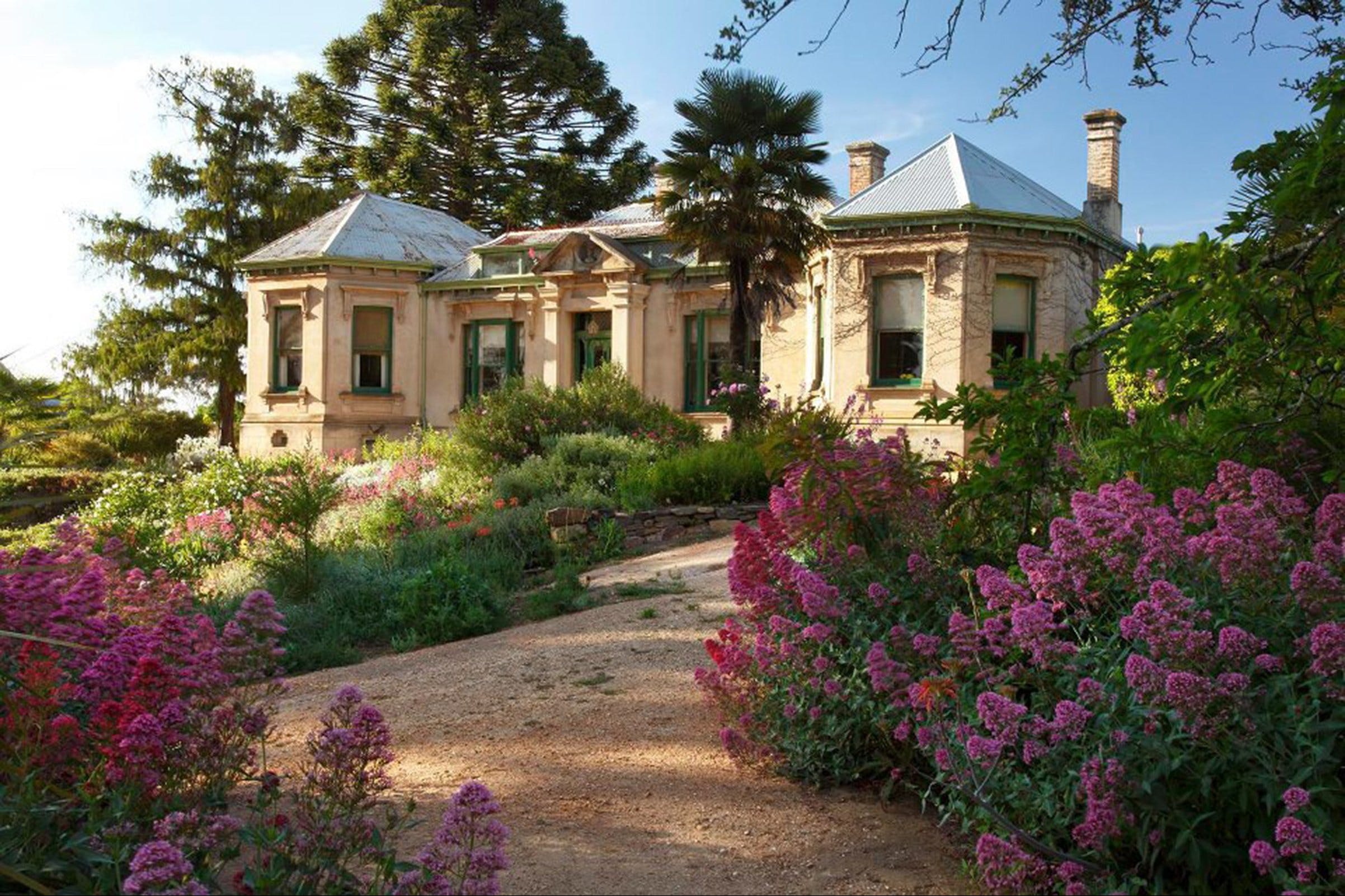 Buda Historic Home  Garden - Accommodation in Brisbane