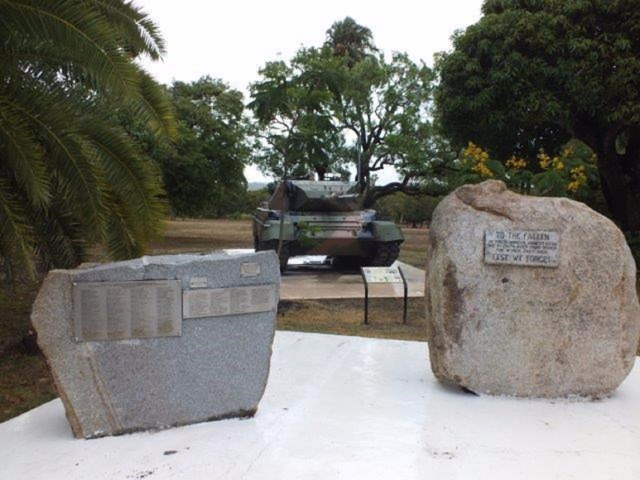 Cooktown War Memorial - Accommodation Gladstone
