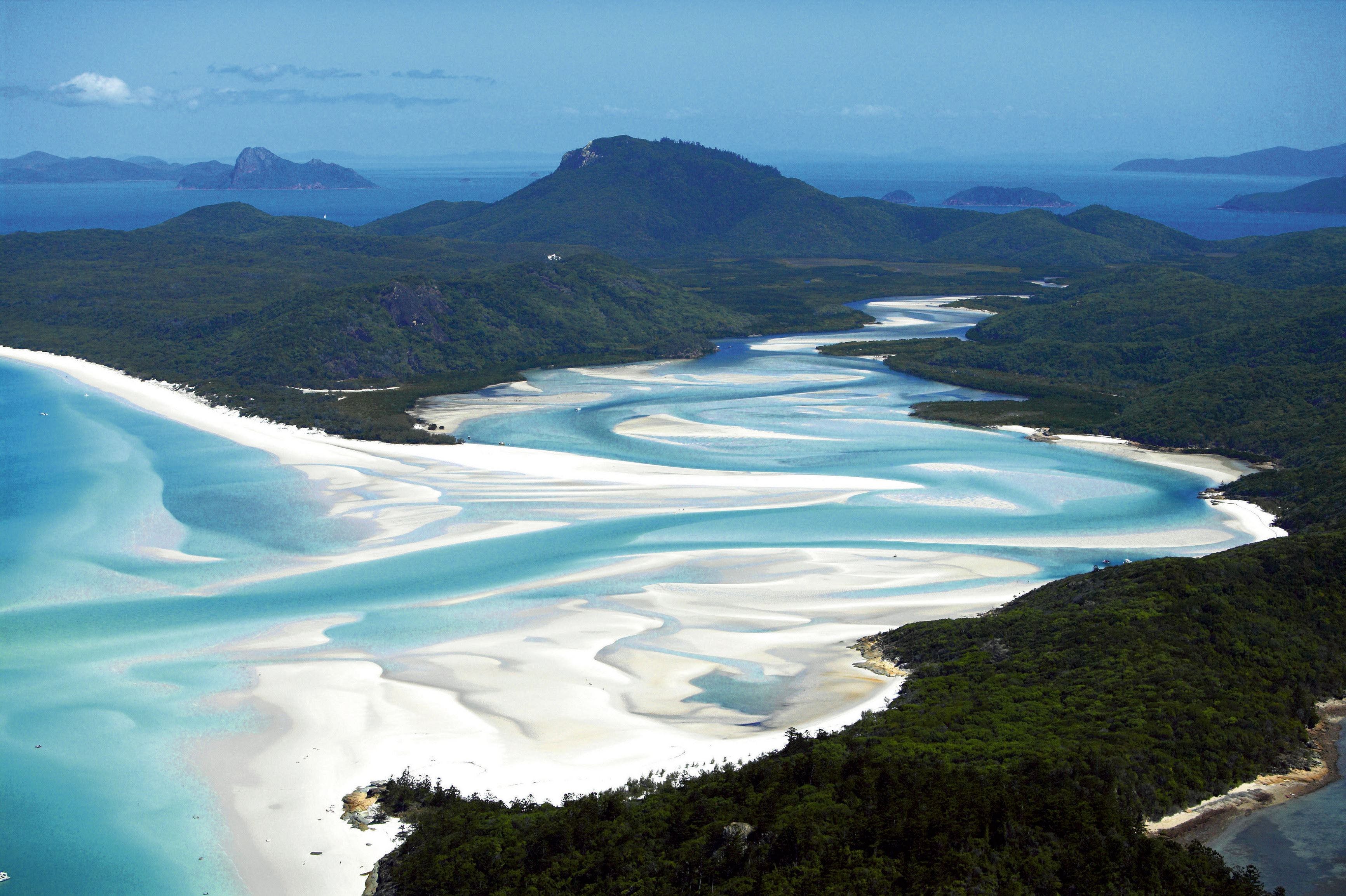 Hill Inlet Lookout Track, Whitsunday Islands National Park - thumb 1