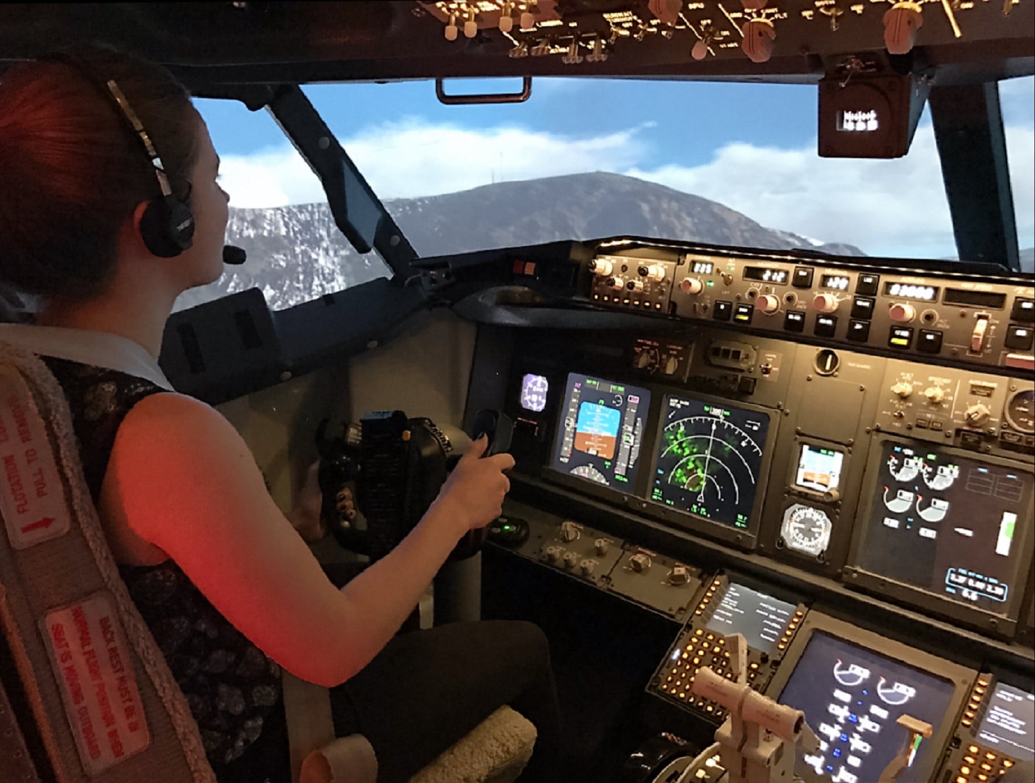 SIM737 Flight Simulator Hobart - Accommodation Tasmania