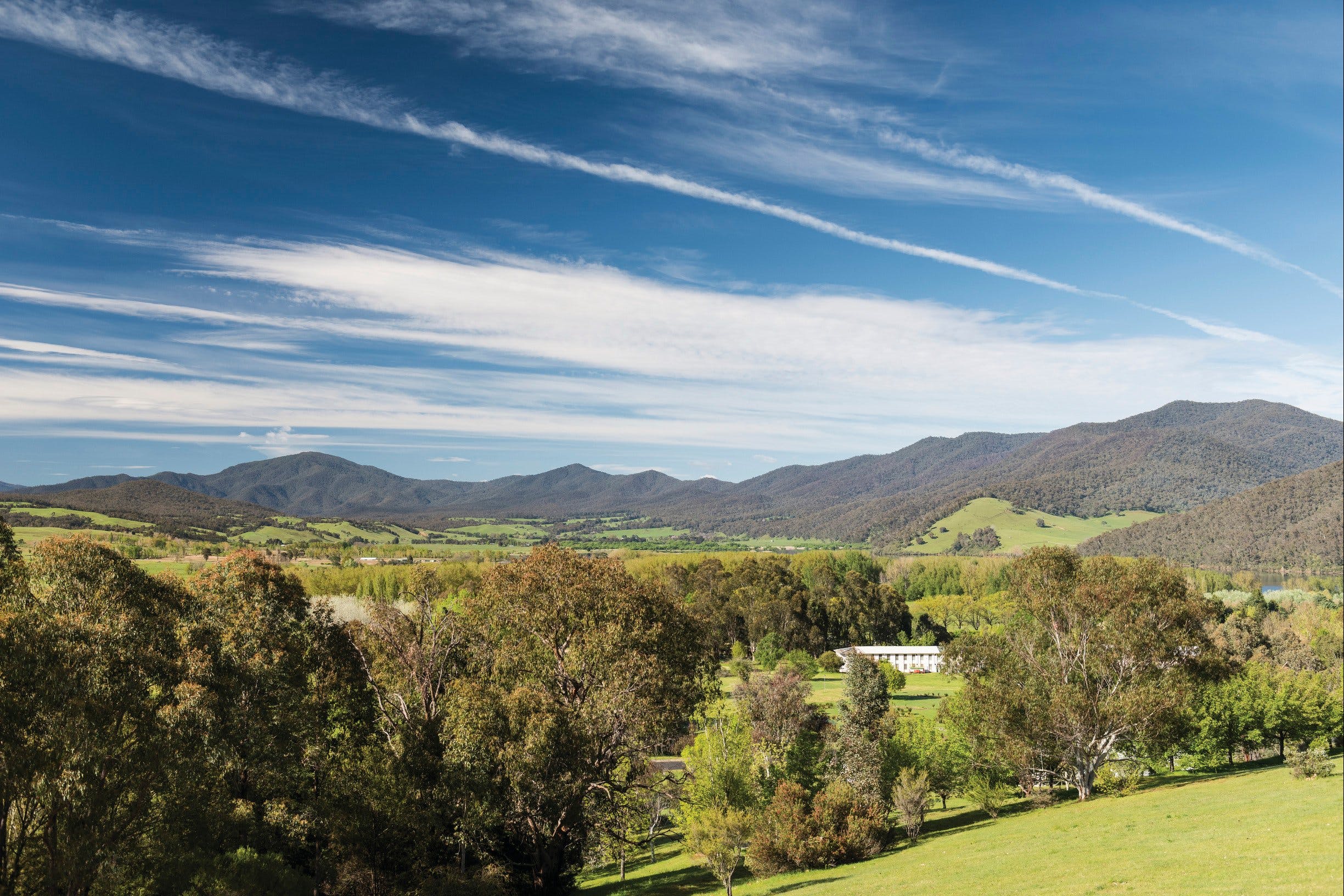 Corryong - Accommodation Mt Buller