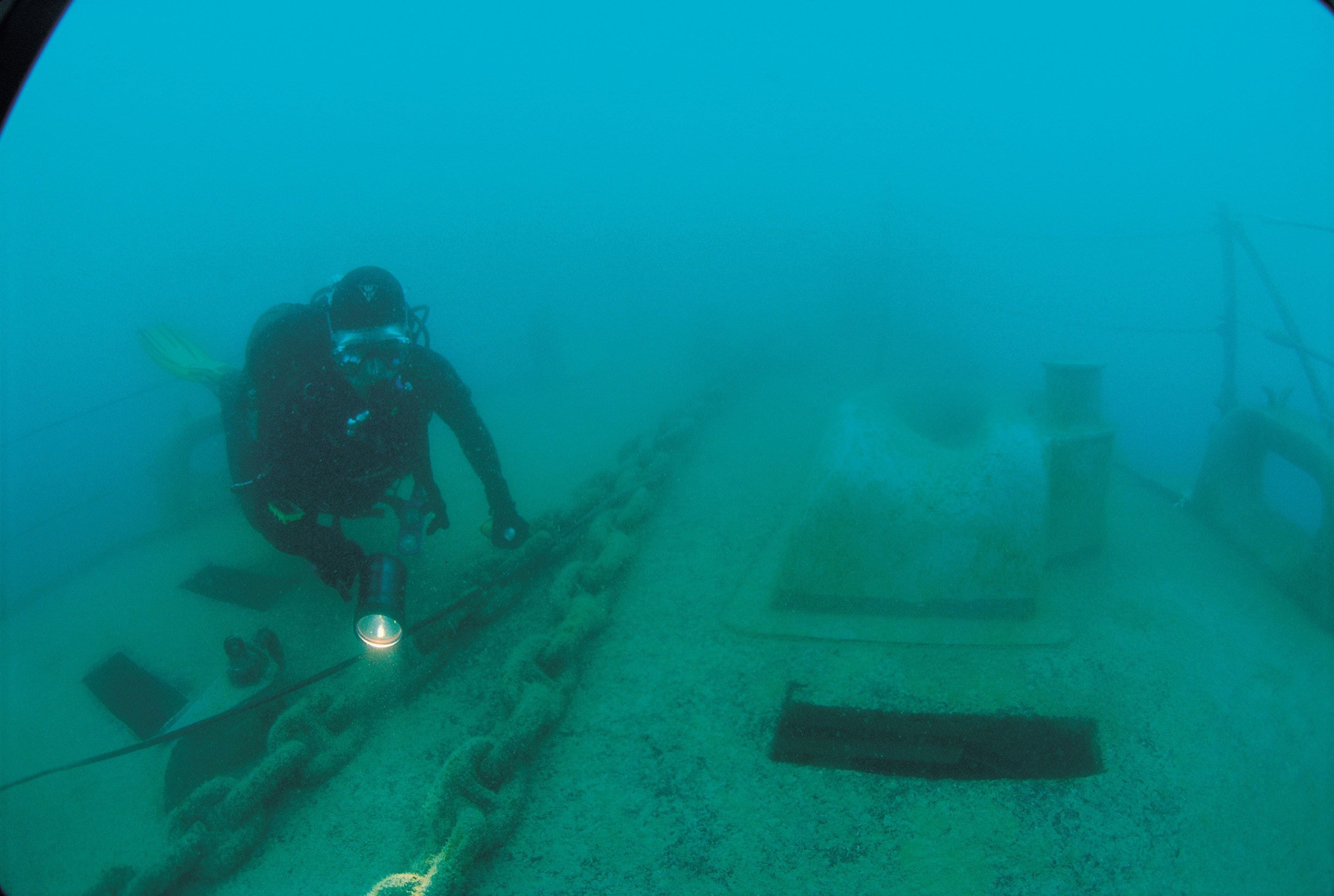 Ex HMAS Hobart Dive Site - thumb 1