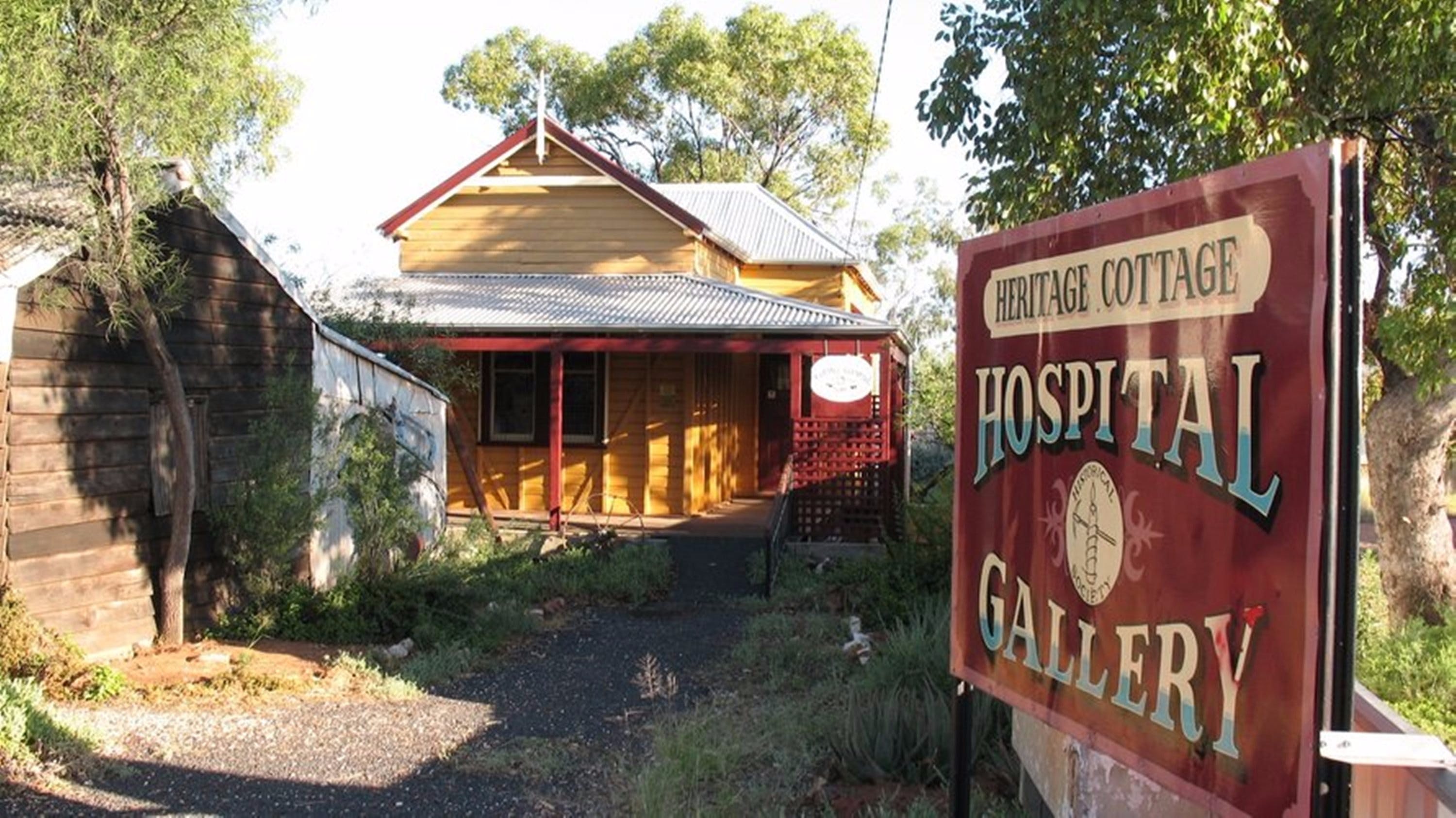 Lightning Ridge Heritage Cottage - Find Attractions
