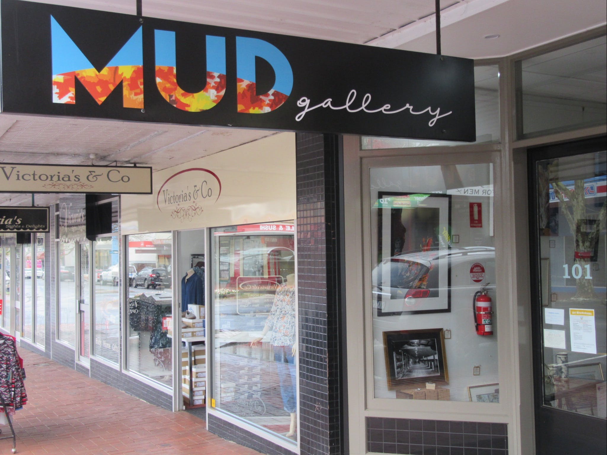 MUD Gallery - Accommodation Main Beach