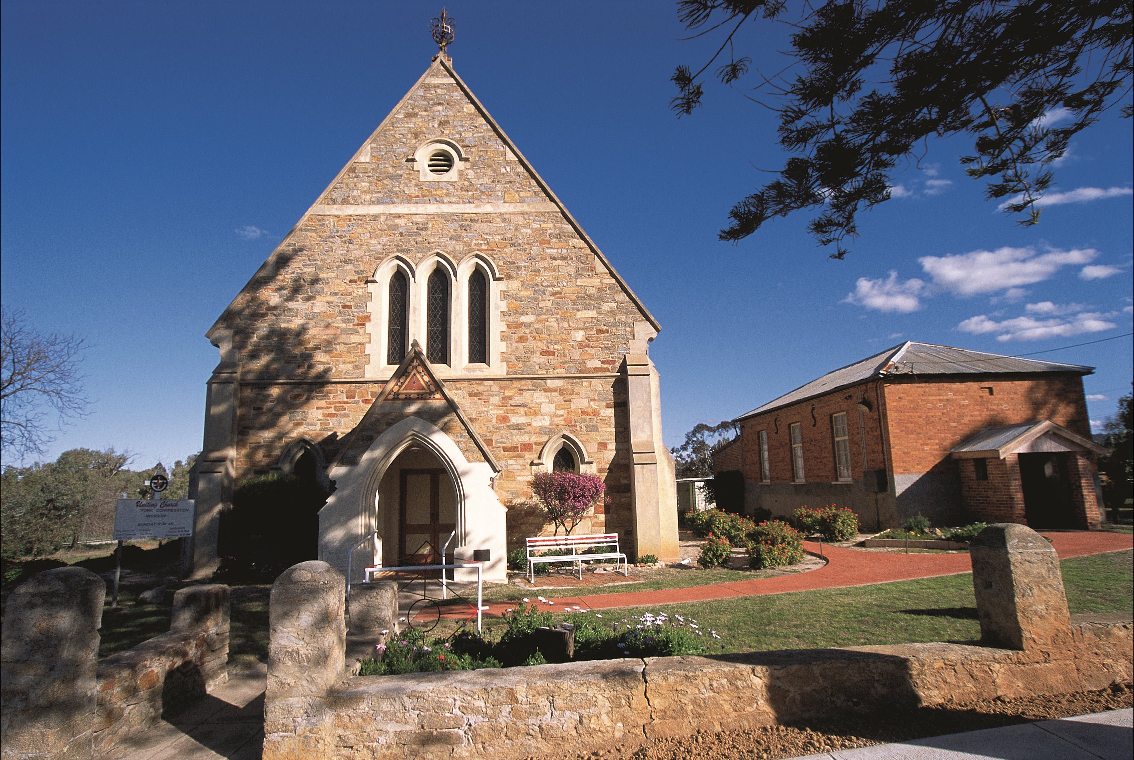 Uniting Church - York - Wagga Wagga Accommodation