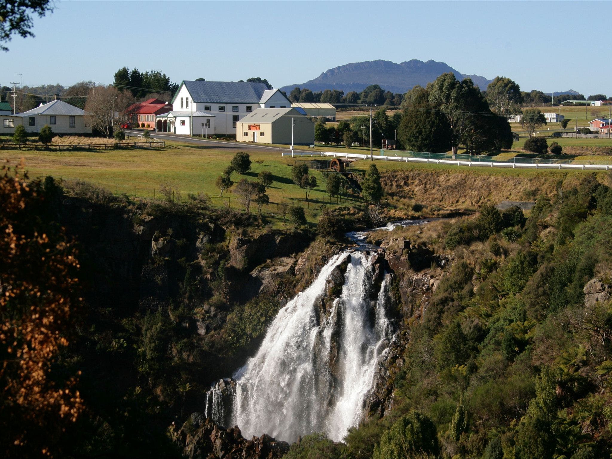 Waratah Falls - Attractions Melbourne