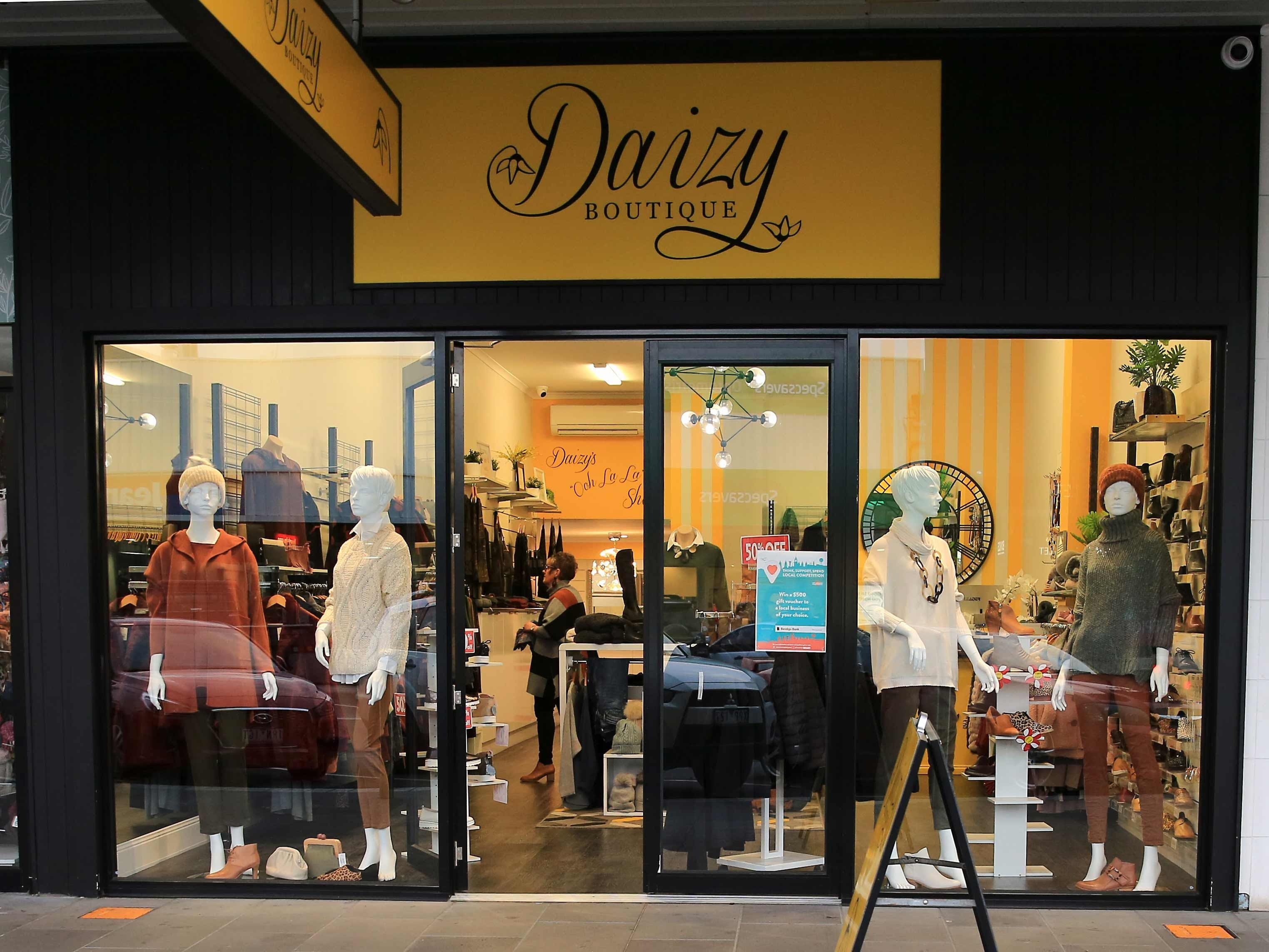 Daizy Boutique - St Kilda Accommodation