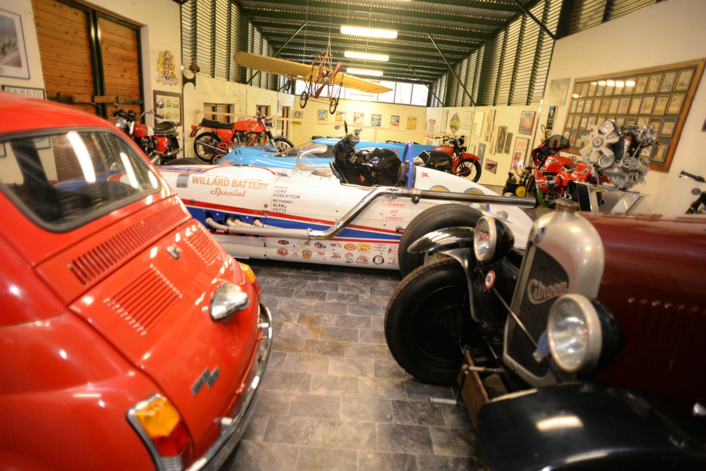 Binalong Motor Museum - thumb 1