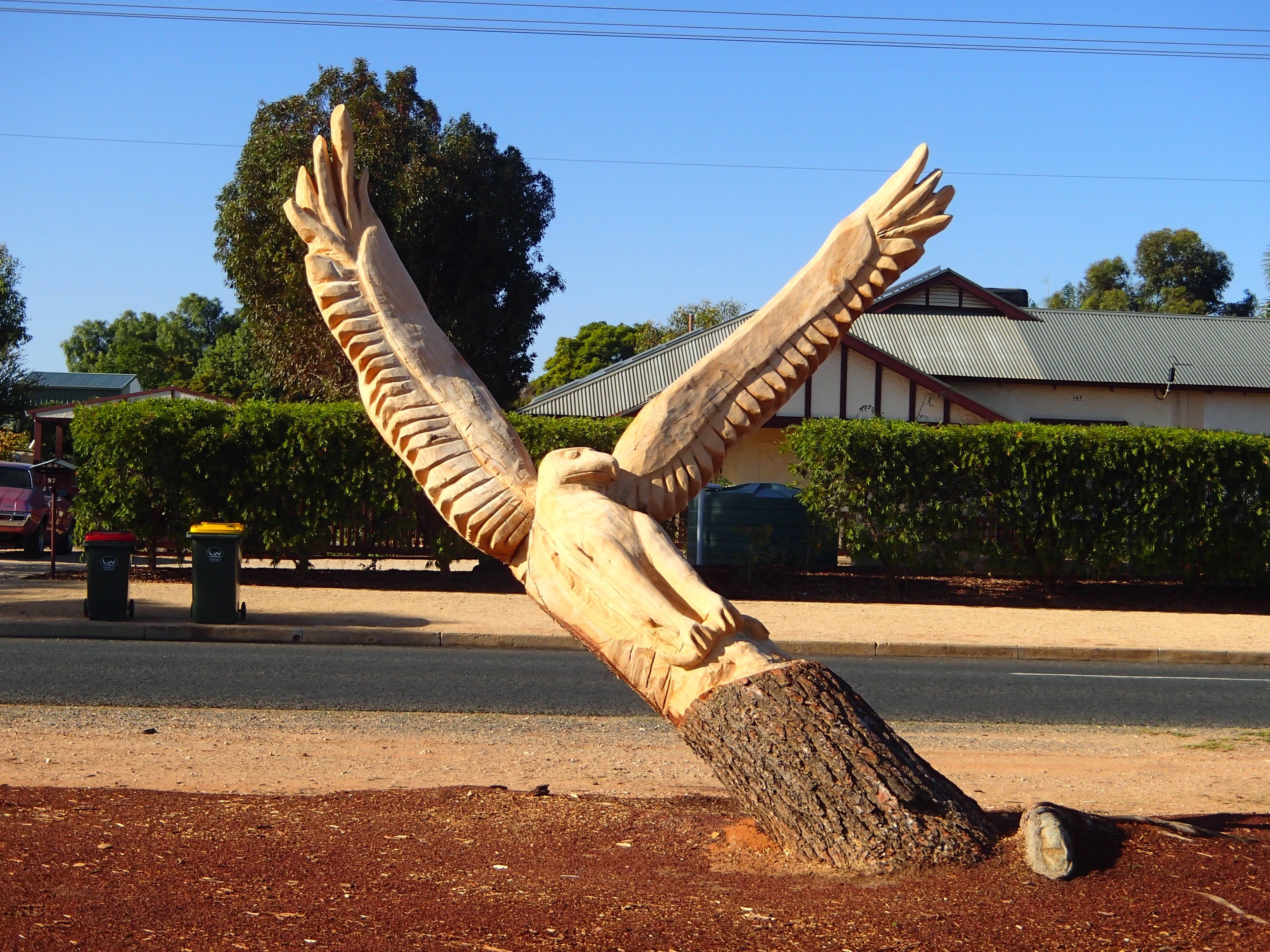 Loxton Tree sculptures - Geraldton Accommodation