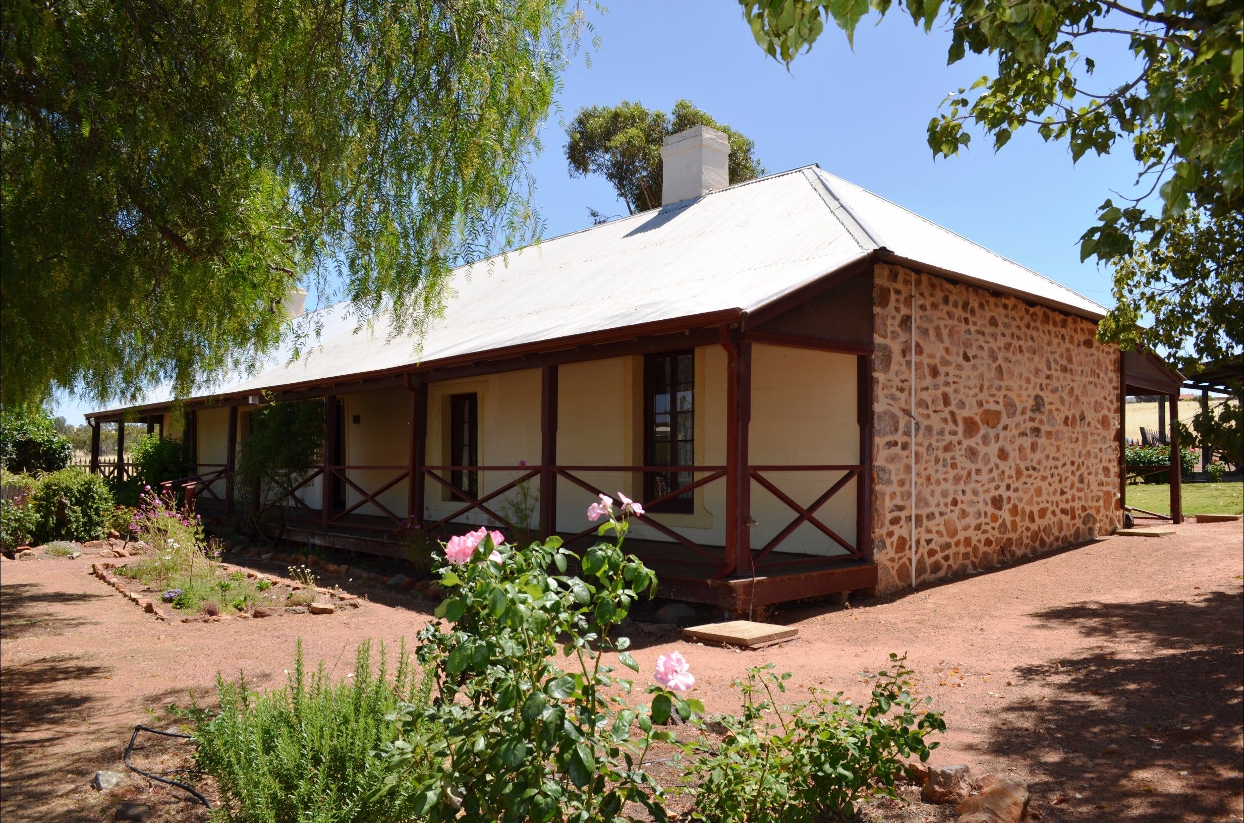 Morby Cottage - Accommodation Main Beach
