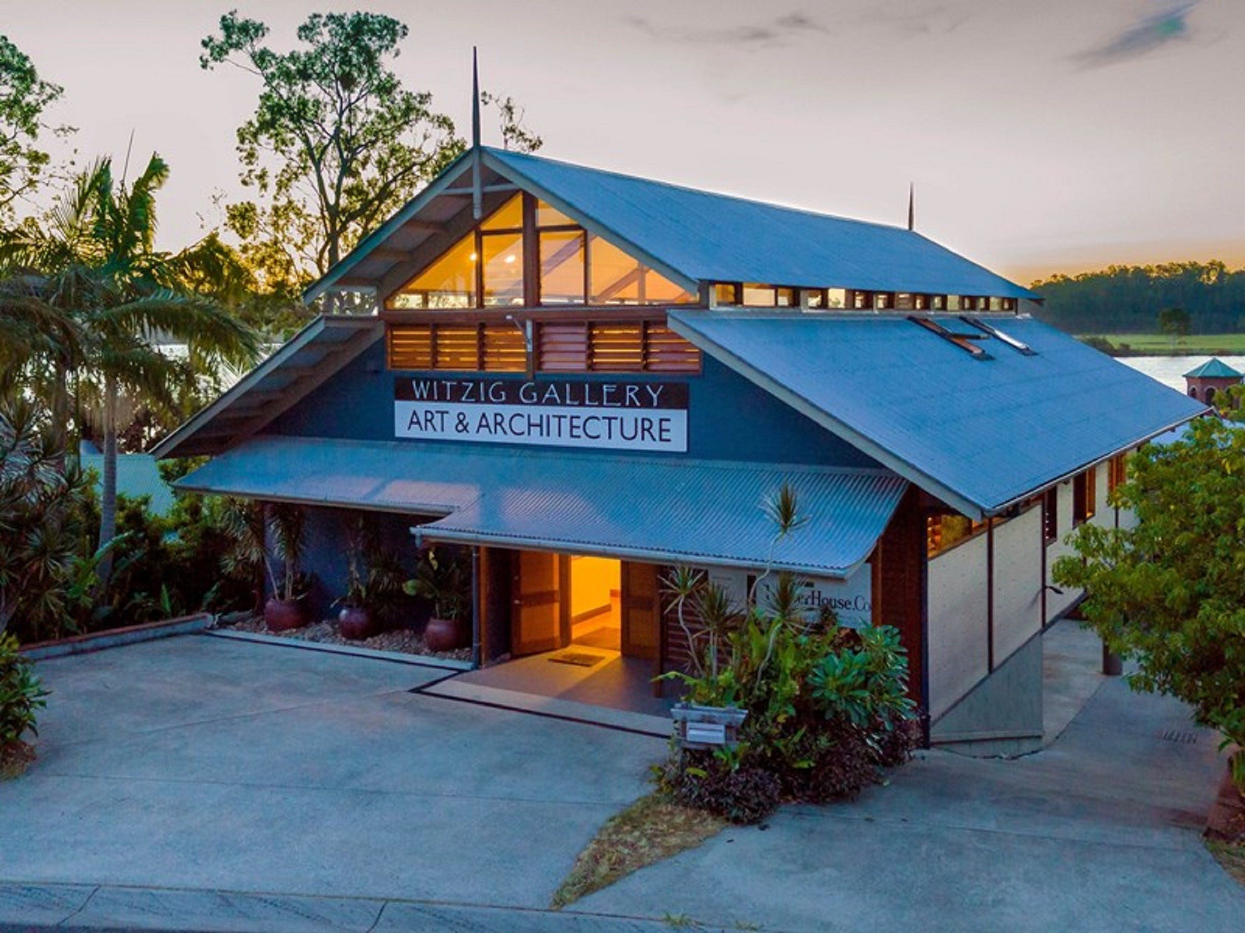 Witzig Gallery - Accommodation Redcliffe