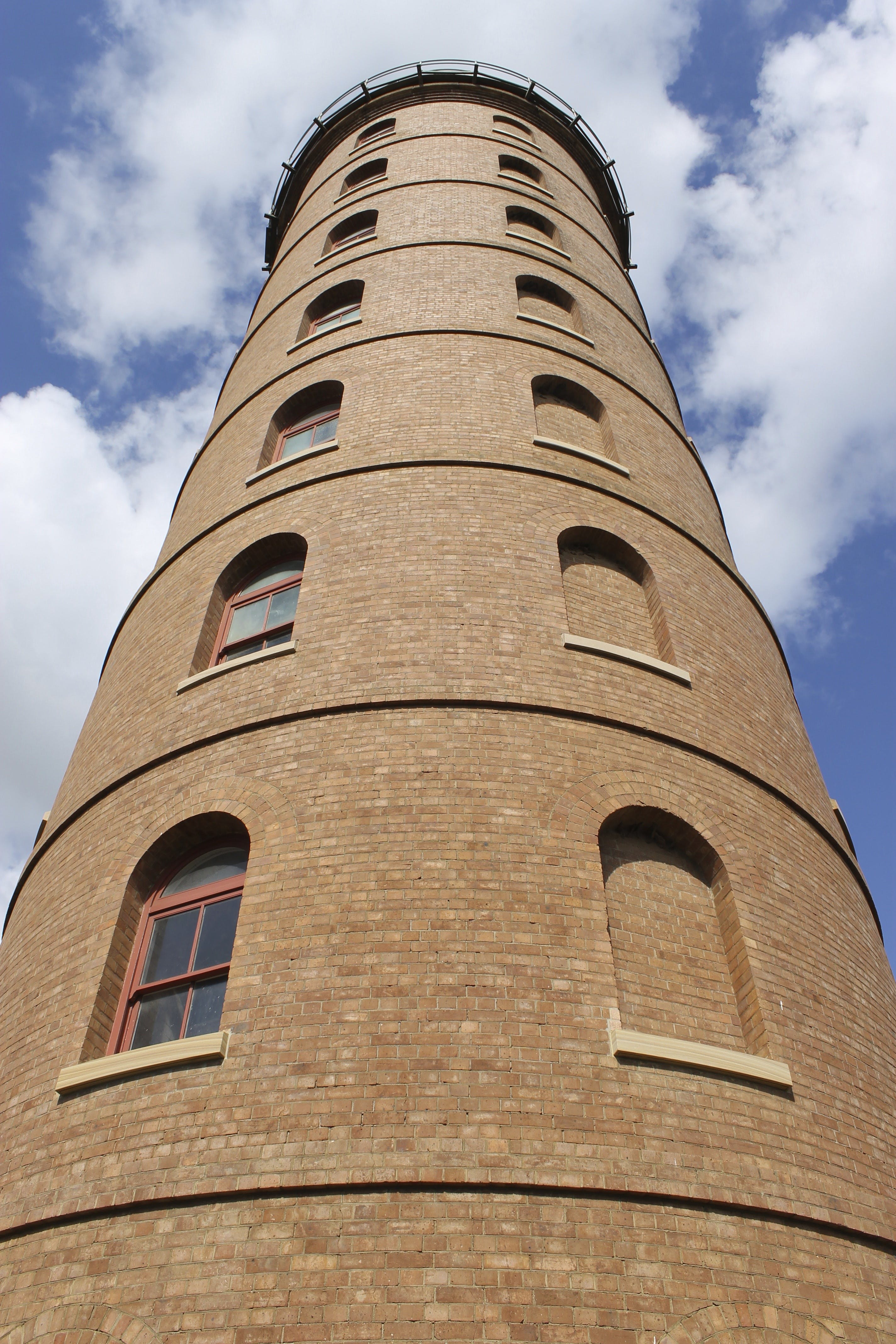 East  Bundaberg Water Tower - thumb 1