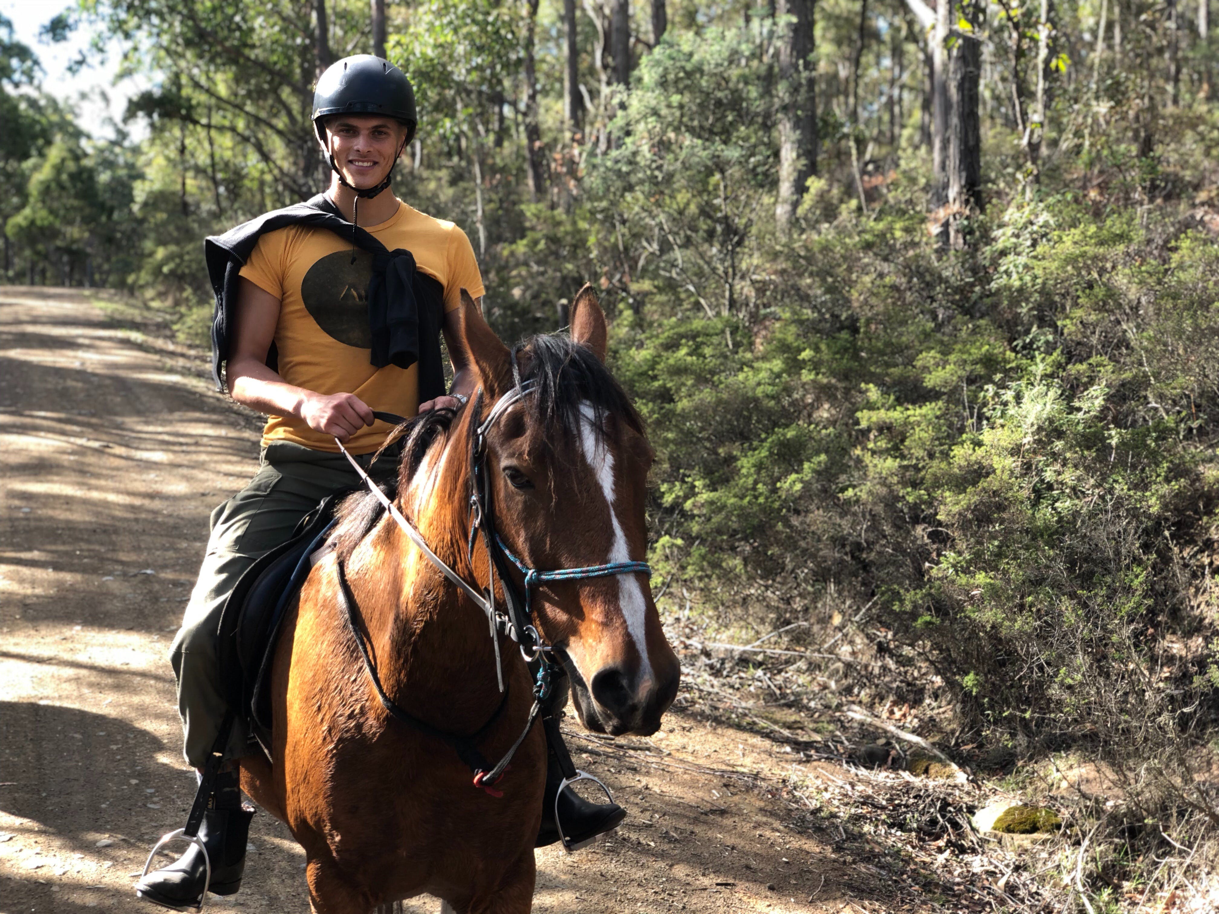 Horse Riding Tasmania - thumb 2
