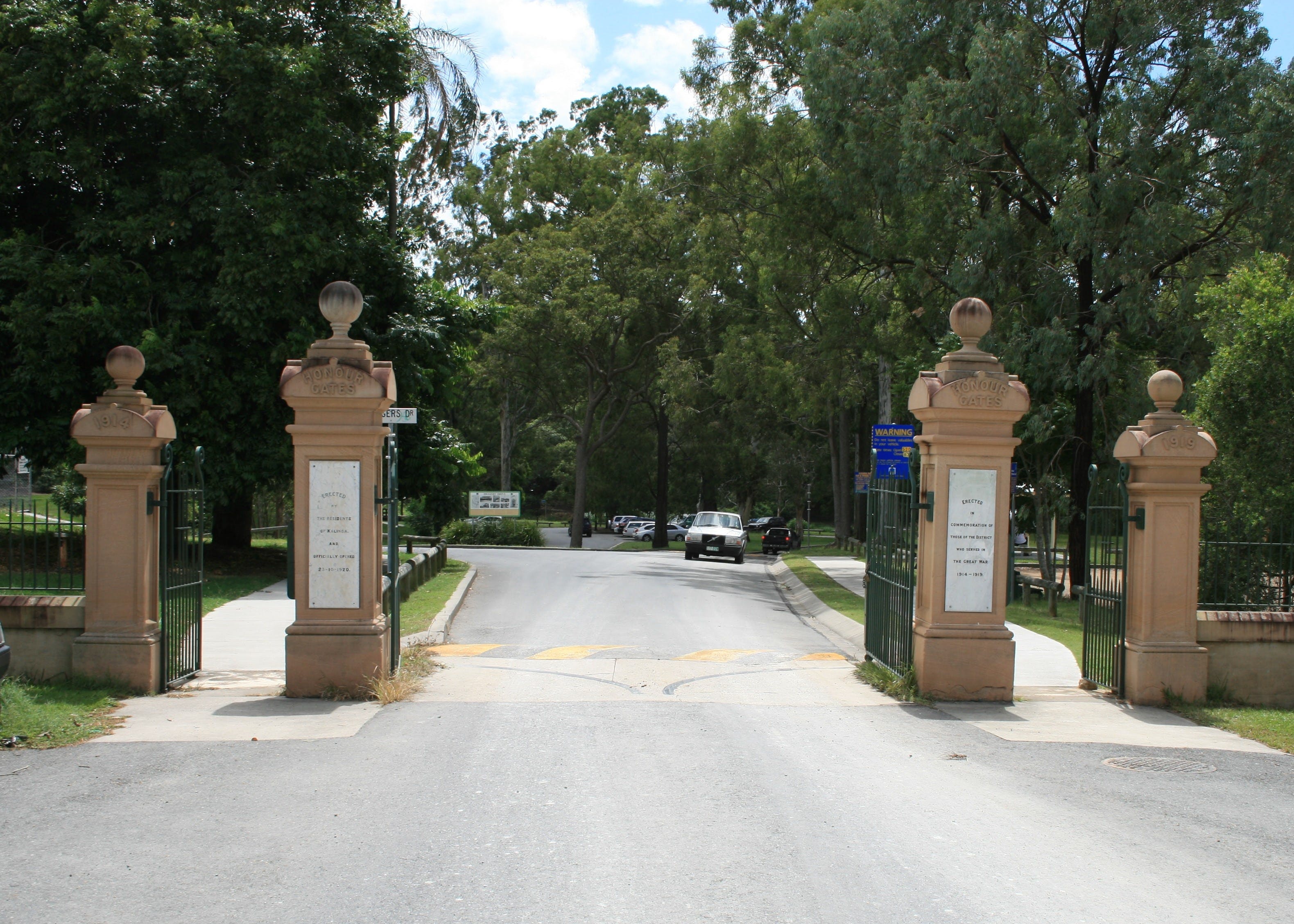 Kalinga Park Memorial - Accommodation Nelson Bay