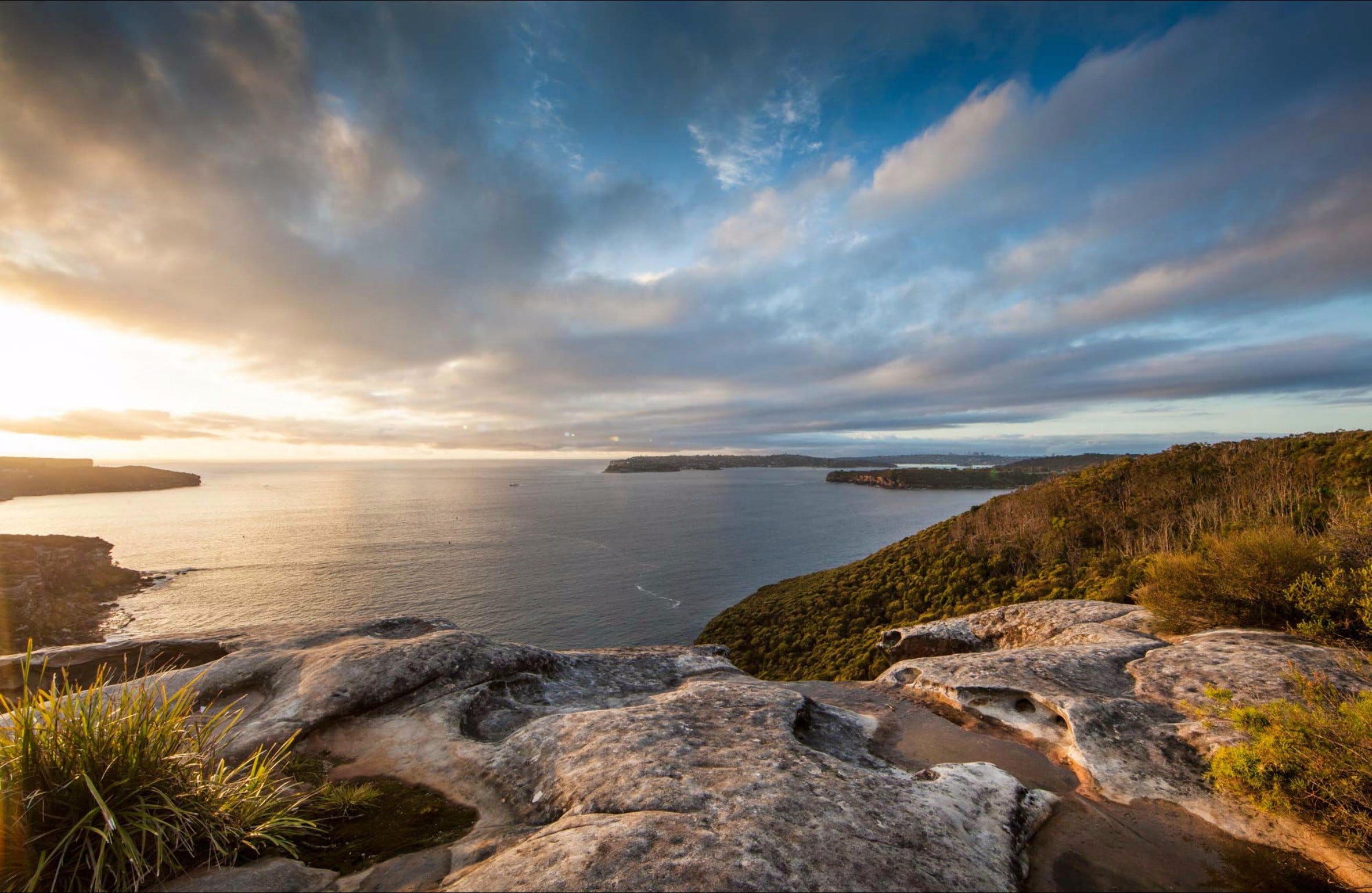 Arabanoo lookout at Dobroyd Head - New South Wales Tourism 
