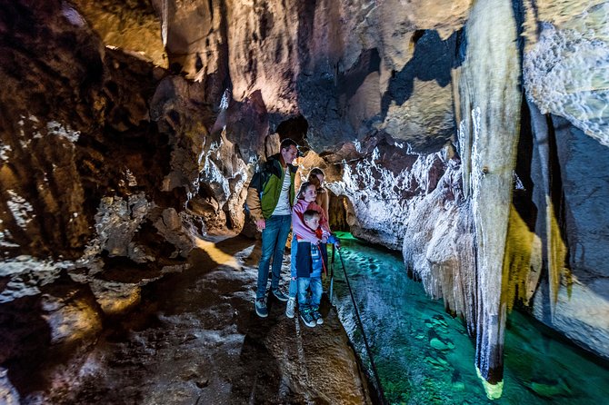 Jenolan Caves: Imperial Cave Tour - thumb 2
