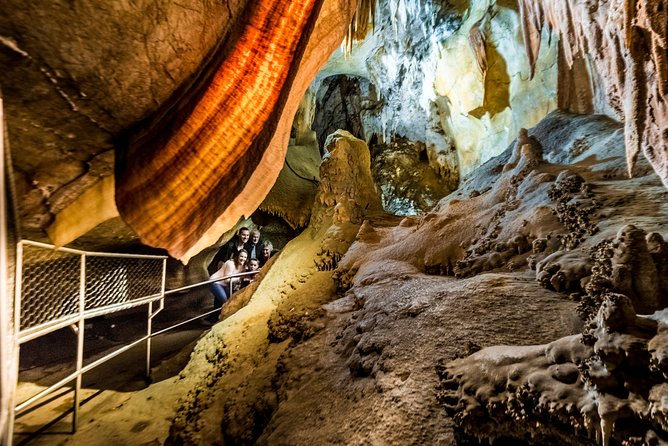 Jenolan Caves: Imperial Cave Tour - thumb 4
