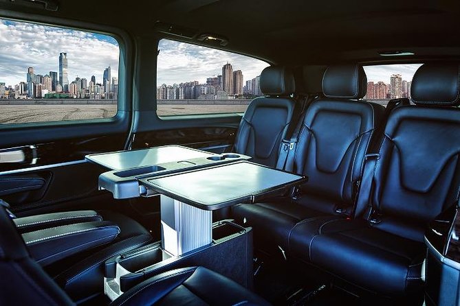 Sydney Airport Transfers : Sydney City To Sydney Airport SYD In Luxury Van - Accommodation ACT 3