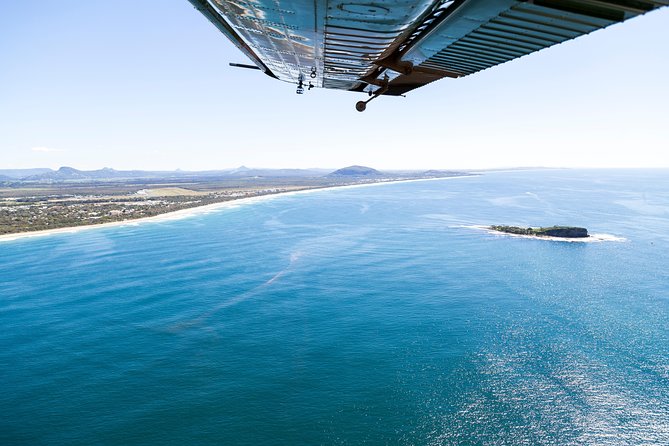 Deluxe Seaplane Tour Noosa To Glasshouse Adventure For 2 With Photobook - thumb 11