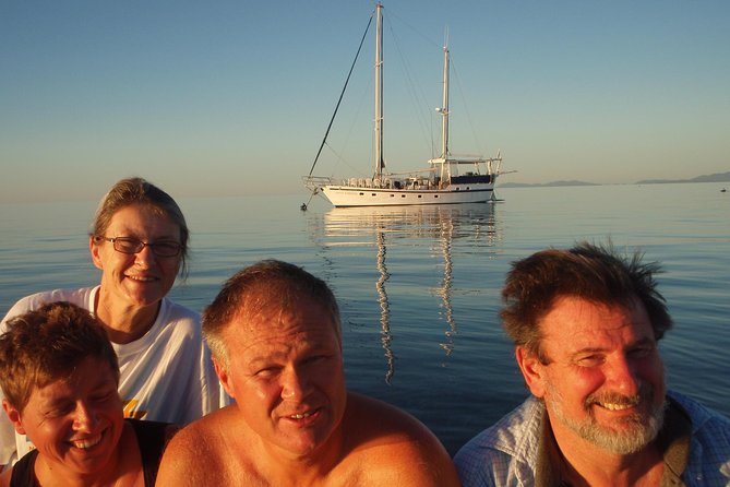 Great Barrier Reef Luxury Expedition Cruise cabin booking 7 days 6 night - WA Accommodation