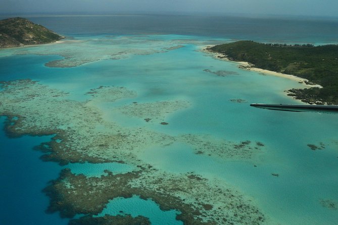 Whitsunday Islands And Heart Reef Scenic Flight - 70 Minutes - thumb 3