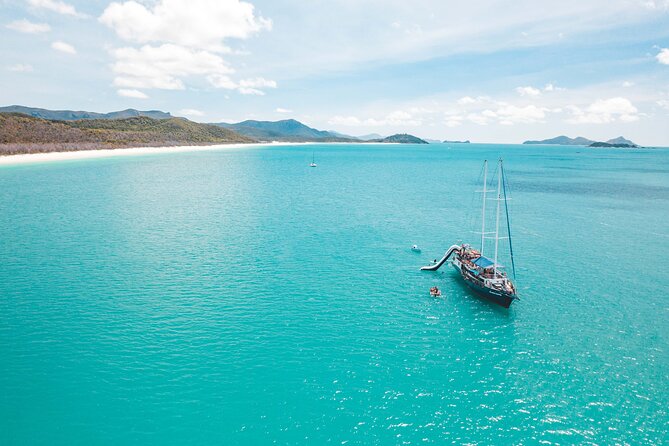 Day Sail The Whitsunday Islands On Atlantic Clipper From Airlie Beach - thumb 4