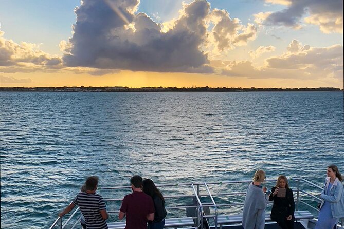 Sunset Twilight Cruise In Hervey Bay - thumb 4