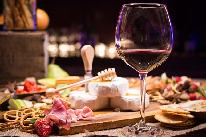 Full-Day Gourmet Wine Tour with Pick Up and Lunch - Accommodation Perth