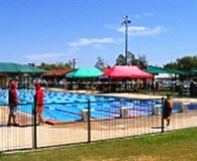 Charleville Swimming Pool - Accommodation Airlie Beach
