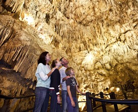 Ngilgi Cave - Accommodation Nelson Bay